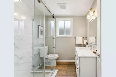 2726 Wallace St, Berkeley, CA 94702 - Photo 36