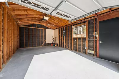 2726 Wallace St, Berkeley, CA 94702 - Photo 54