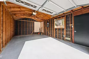 2726 Wallace St, Berkeley, CA 94702 - Photo 54