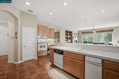 2509 Marshfield Rd, Vallejo, CA 94591 - Photo 46