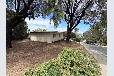 5482 Morrow Dr., San Pablo, CA 94806 - Photo 6