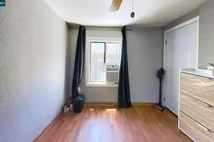90 Linscheid, Pittsburg, CA 94565 - Photo 18