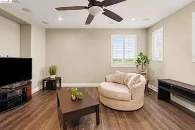 649 Marathon Dr, Oakley, CA 94561 - Photo 22