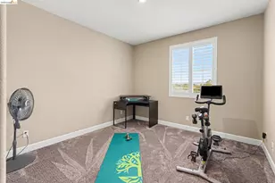 649 Marathon Dr, Oakley, CA 94561 - Photo 32