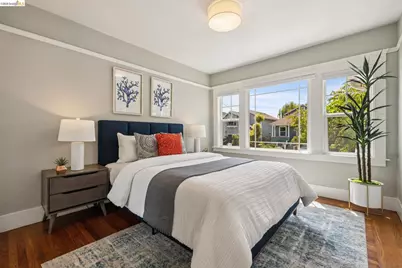 870 43rd St, Oakland, CA 94608 - Photo 14