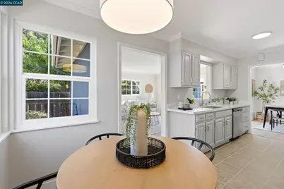 77 Cleopatra Dr, Pleasant Hill, CA 94523 - Photo 16
