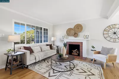77 Cleopatra Dr, Pleasant Hill, CA 94523 - Photo 4