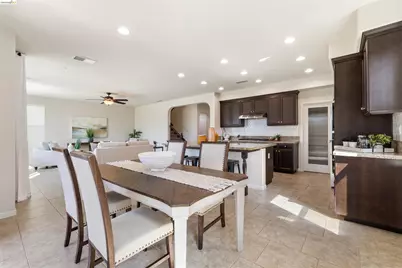 8056 Westport Cir, Discovery Bay, CA 94505 - Photo 12