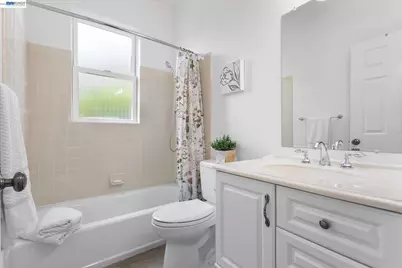1811 8th St., Alameda, CA 94501 - Photo 64
