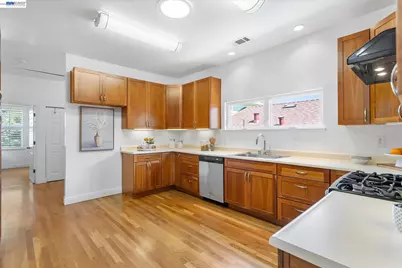 1811 8th St., Alameda, CA 94501 - Photo 22
