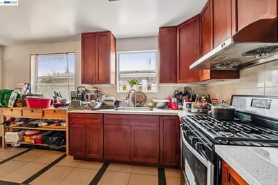2212 25th Ave, Oakland, CA 94601 - Photo 10