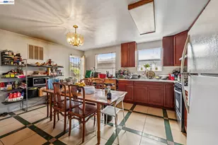 2212 25th Ave, Oakland, CA 94601 - Photo 8