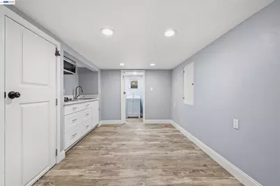 17119 Rolando Ave, Castro Valley, CA 94546 - Photo 36