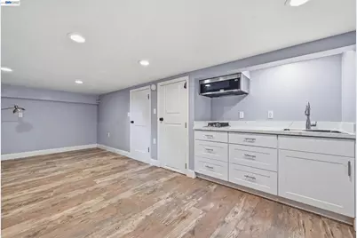 17119 Rolando Ave, Castro Valley, CA 94546 - Photo 38