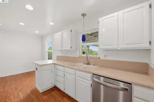 17119 Rolando Ave, Castro Valley, CA 94546 - Photo 14