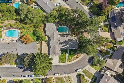 445 Kingsford Dr, Moraga, CA 94556 - Photo 46