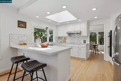 445 Kingsford Dr, Moraga, CA 94556 - Photo 14