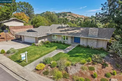 445 Kingsford Dr, Moraga, CA 94556 - Photo 1