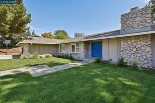 445 Kingsford Dr, Moraga, CA 94556 - Photo 2