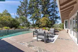 445 Kingsford Dr, Moraga, CA 94556 - Photo 42