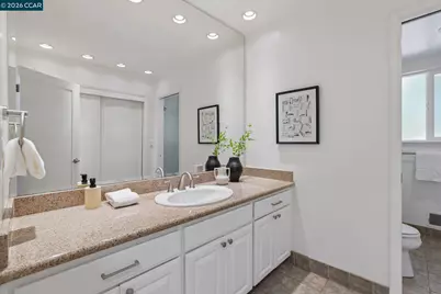 445 Kingsford Dr, Moraga, CA 94556 - Photo 28