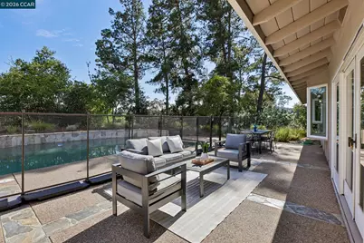 445 Kingsford Dr, Moraga, CA 94556 - Photo 44