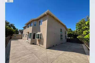 3635 Corte Rubiolo, Castro Valley, CA 94546 - Photo 22