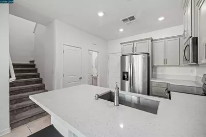 5301 Commerce Way #58104, Sacramento, CA 95835 - Photo 18