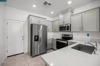 5301 Commerce Way #58104, Sacramento, CA 95835 - Photo 16