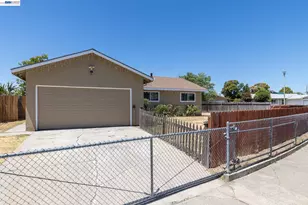 7700 Laramore, Sacramento, CA 95832 - Photo 4