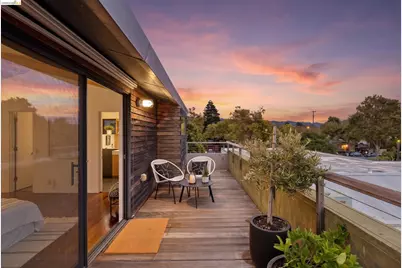 2211 5th St #B, Berkeley, CA 94710 - Photo 58