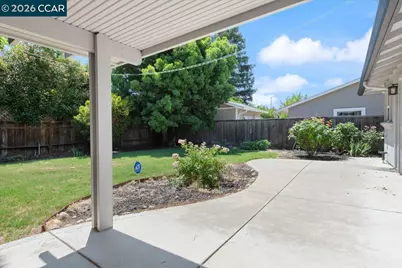 916 Estates Dr, Brentwood, CA 94513 - Photo 2