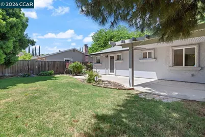 916 Estates Dr, Brentwood, CA 94513 - Photo 16