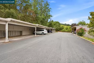 167 Miramonte Dr, Moraga, CA 94556 - Photo 52