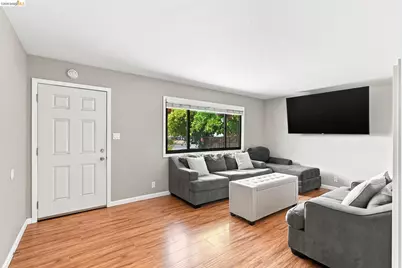 290 Shepherd Ave, Hayward, CA 94544 - Photo 6