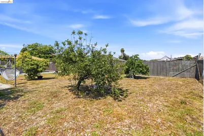 290 Shepherd Ave, Hayward, CA 94544 - Photo 30