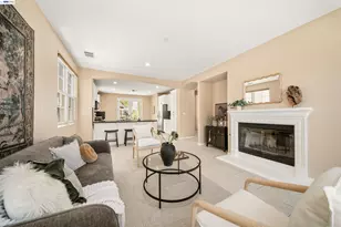 381 Hollister Ave, Alameda, CA 94501 - Photo 12