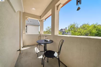 381 Hollister Ave, Alameda, CA 94501 - Photo 24