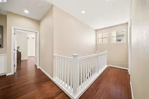 381 Hollister Ave, Alameda, CA 94501 - Photo 16