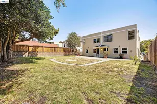 566 57th St, Oakland, CA 94609 - Photo 40