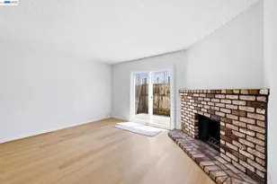 10401 Shaw St, Oakland, CA 94605 - Photo 6