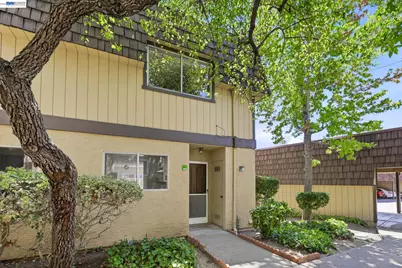 10401 Shaw St #401, Oakland, CA 94605 - Photo 4