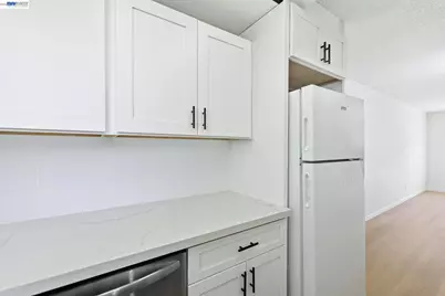 10401 Shaw St #401, Oakland, CA 94605 - Photo 16