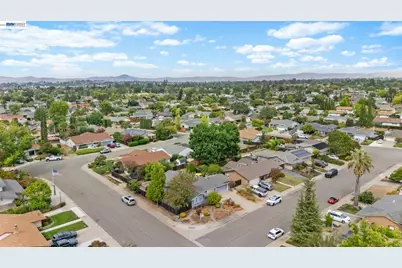 1324 Flanders Way, Livermore, CA 94550 - Photo 4