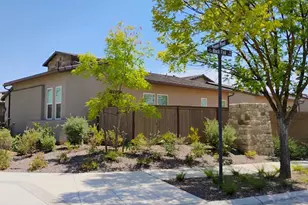 965 Beaver Pond Loop, Madera, CA 93636 - Photo 4