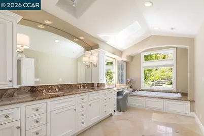 694 Los Palos Dr, Lafayette, CA 94549 - Photo 20