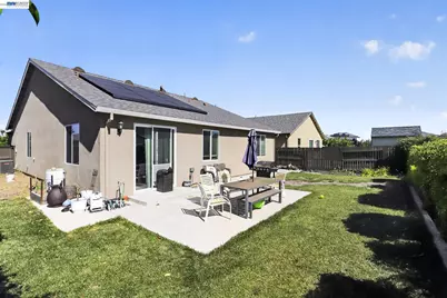 1974 Garden Ln, Rio Vista, CA 94571 - Photo 4