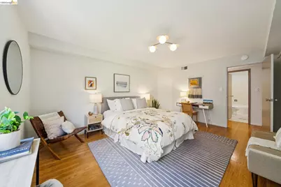 2324 Lakeshore Ave #6, Oakland, CA 94606 - Photo 48
