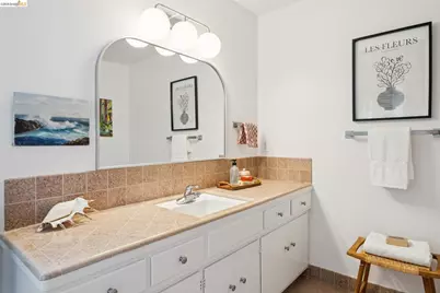 2324 Lakeshore Ave #6, Oakland, CA 94606 - Photo 44