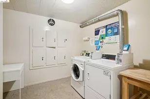 2324 Lakeshore Ave, Oakland, CA 94606 - Photo 54